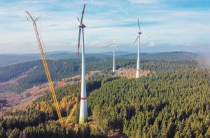 Reparaturarbeiten im Windpark